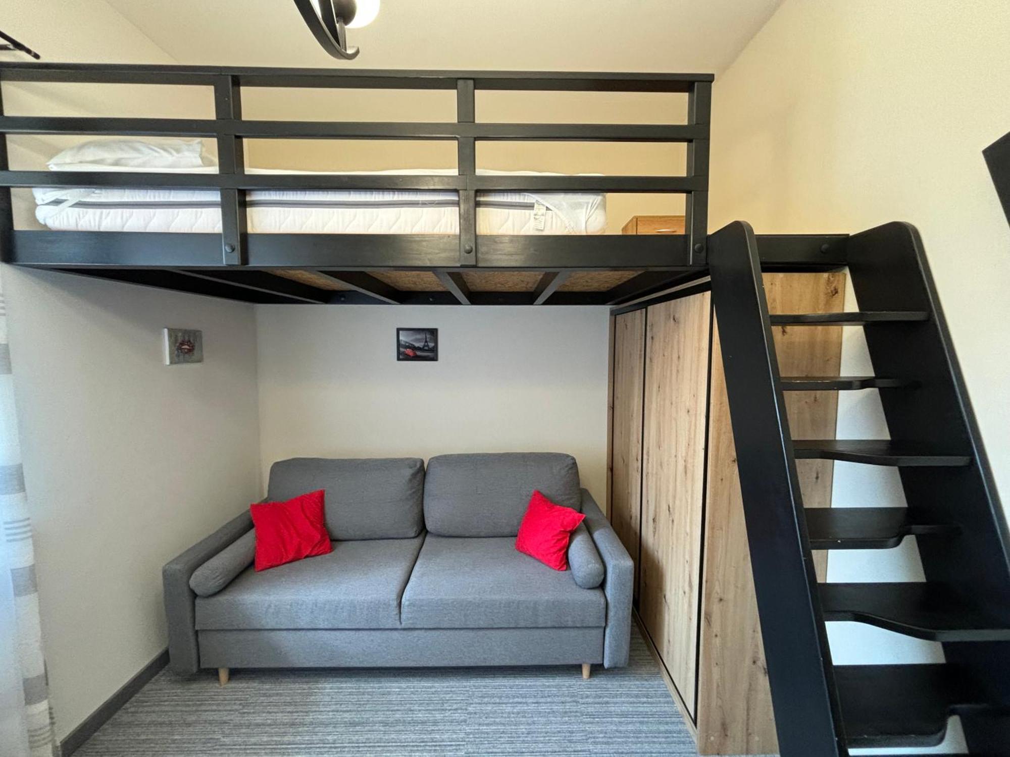 Apartament Loftowy Na Spokojnej Колобжег Екстер'єр фото